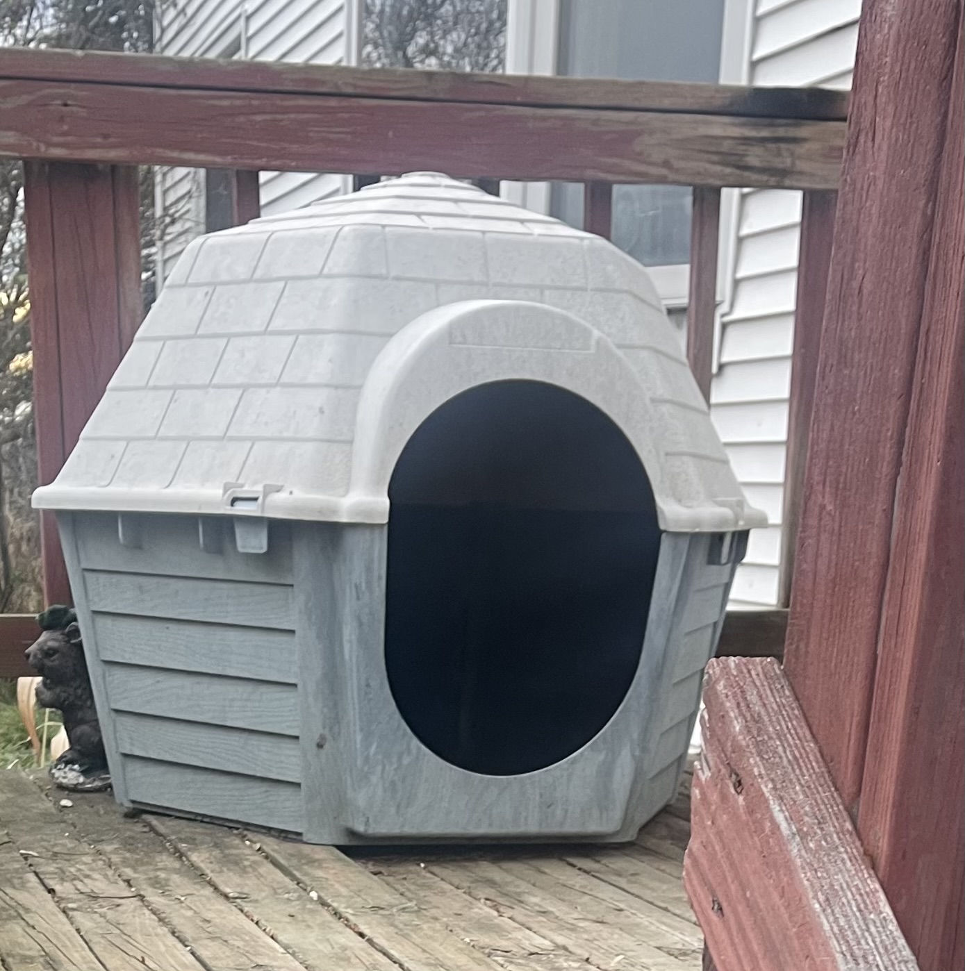 dog house